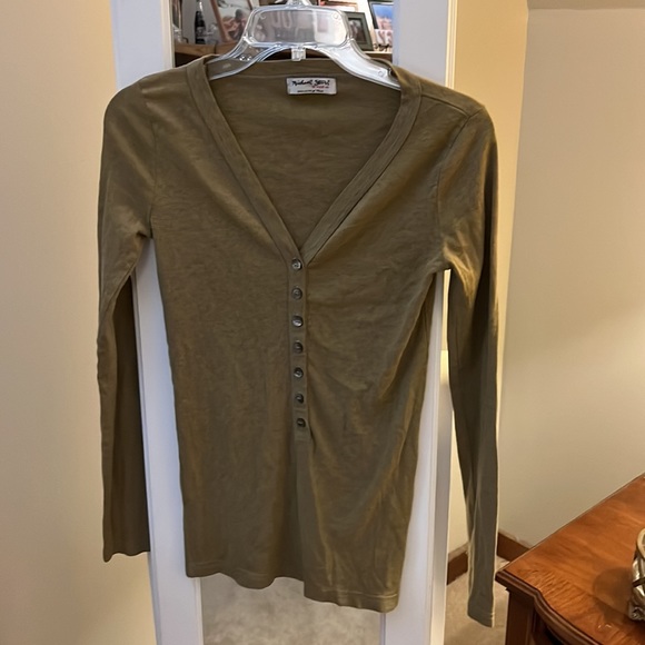 Michael Stars long sleeve henley - Picture 2 of 5